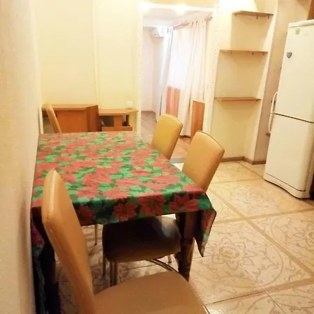 Апартаменти 2 *